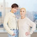 土屋アンナ41歳と母・眞弓67歳の絶妙な距離感 「品格があるのに破天荒」「一緒にいると刺激」
