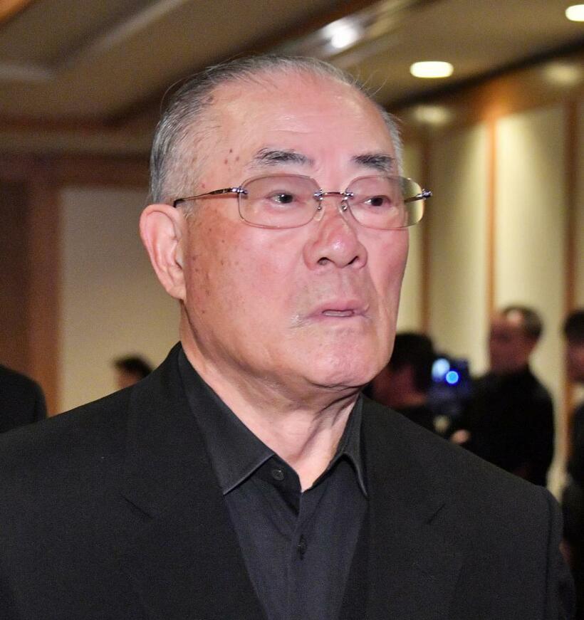 張本勲氏