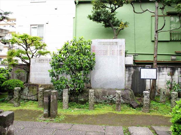 野見宿禰神社の歴代横綱の碑