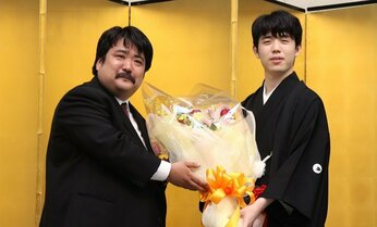 空気階段・鈴木もぐらが藤井聡太八冠に今後望むこと 「とにかく健康であってほしい」