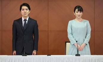 眞子さまの「結婚式写真」に期待 「幸せアピール」がメディア対策に