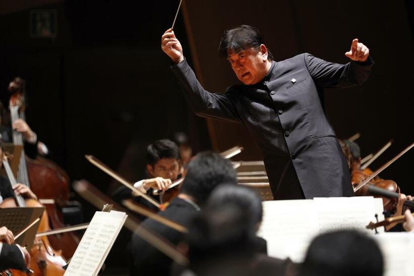 今年５月21日、新日本フィルのミュージック・アドヴァイザーとして、「トリフォニーホール＆サントリーホール・シリーズ」公演で（photo　大窪道治）