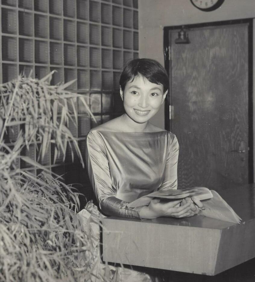 1953年ごろ。テレビ女優第1号として活躍 (本人提供)