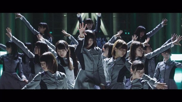 欅坂46 Newシングル『世界には愛しかない』C/W「語るなら未来を…」スタイリッシュなMV公開
