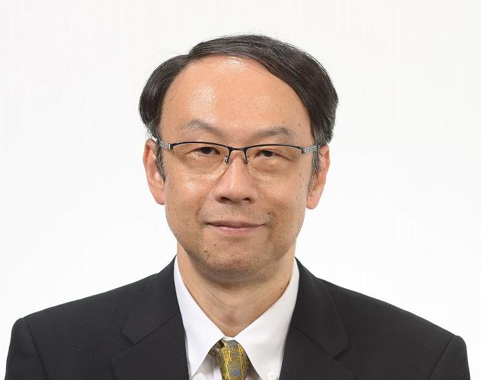 片山英治（かたやま・えいじ）／金融公共公益法人部法人ソリューション課所属。ＮＰＯ大学経営協会の財務委員会委員を務める（写真／野村証券提供）