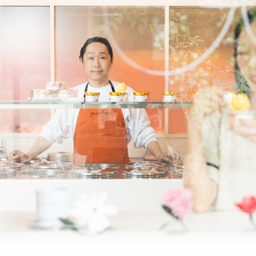 【YAYOI TOKYO】シェフパティシエ 大塚陽介(おおつか・ようすけ)/パティシエ辻口博啓氏のもとで4年間菓子作りの修業後、商品開発を7年担当。その後、京都のパティスリーや箱根の高級旅館の立ち上げにチーフシェフとして参加。23年に自社ブランドを開業(撮影/写真映像部・上田泰世)