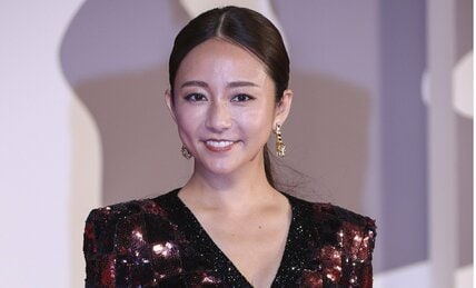 「木村文乃」主演ドラマ「愛の、がっこう。」トラブル続きで心配される“重圧”と“体調”