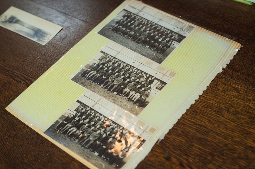 1948（昭和23）年、高等女学校を卒業した年の記念写真。「明日がやってくることの貴重さを伝えたい」（撮影：江藤大作）