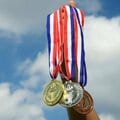 パリ五輪「金メダルの報奨金」高額な国は…米国は意外と少額? 東京では“大金”ゲットで話題の選手も