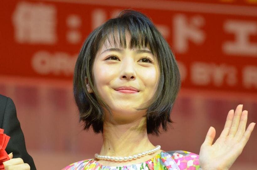 女優の浜辺美波（C)朝日新聞社