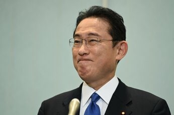 岸田首相がたくらむ消費増税へのシナリオを京大教授が暴く 大企業が得する驚くべき仕組みとは