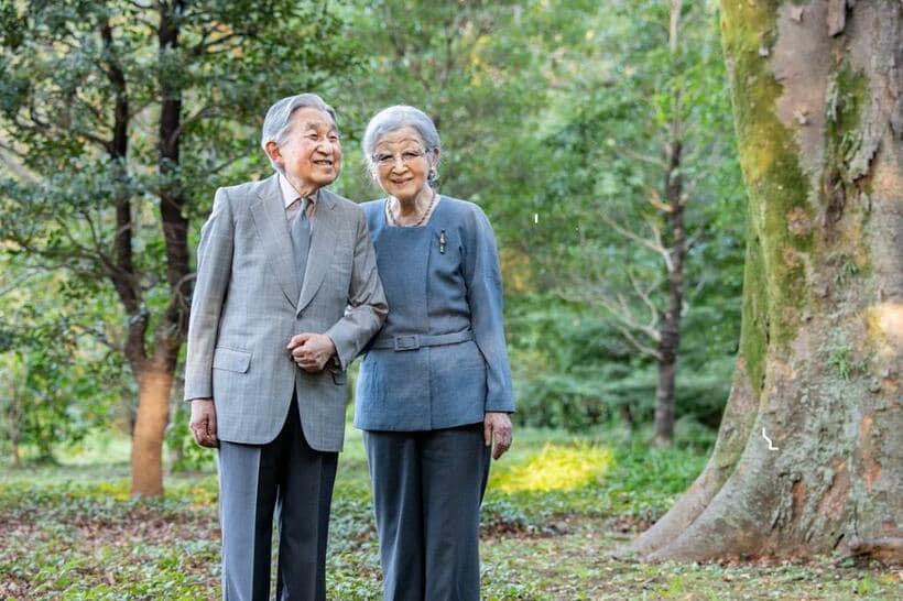 21年10月、上皇さまと８７歳の誕生日を迎える美智子さま