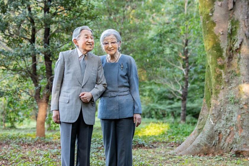 21年10月、上皇さまと８７歳の誕生日を迎える美智子さま