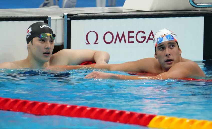 決勝進出を逃した瀬戸大也(左)(写真・アフロ)