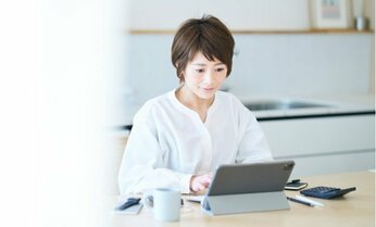 どこよりも詳しい「新NISAクレカ積立ポイント+投資信託保有ポイント」比較