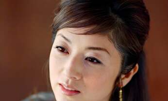 高岡早紀“魔性”健在も女性ファン多し 昼番組コメンテーターに起用されたワケ