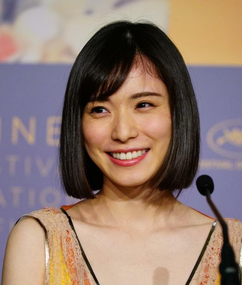 松岡茉優