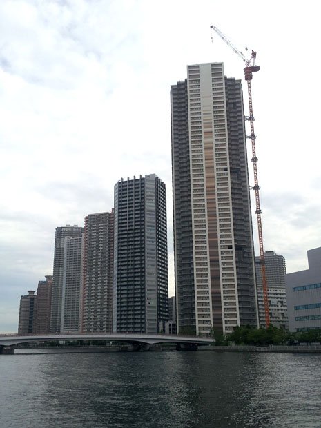 東京・湾岸地区のタワーマンション　（c）朝日新聞社　＠＠写禁