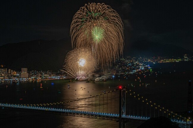 写真・図版(1枚目)| 西日本を代表する花火大会『関門海峡花火大会〈門司側〉』、大阪・関西万博「JAPAN FIREWORKS EXPO」に登場!