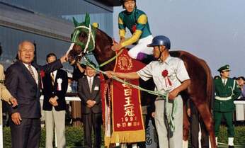 競馬界で「あの故障さえなければ…」と悔やまれる、全盛期で散った名馬と未完の大器