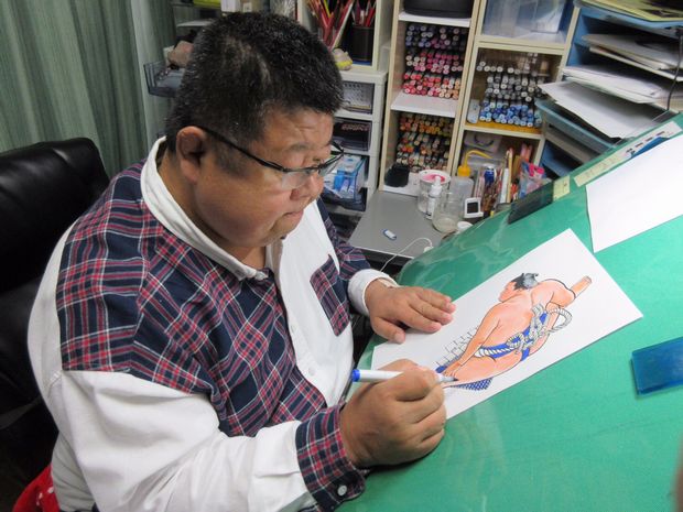 相撲漫画家　琴剣淳弥（ことつるぎじゅんや）さん（５６）／１９６０年、福岡県生まれ。本名は宮田登（みやた・のぼる）。８６年秋場所で引退すると、以後自らの相撲経験を元にした相撲漫画を多く執筆。現在はスポーツ報知などで連載６本を持つ