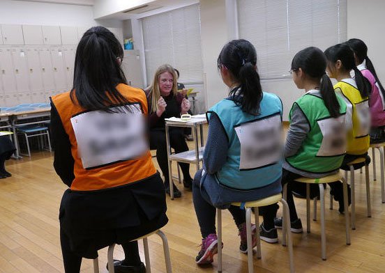 【英語で物語創作】共立女子中学・高校/首都圏の女子校で生徒数が最多。オンライン英会話などの英語教育や、茶道、華道といった日本文化教育に定評(写真:学校提供)