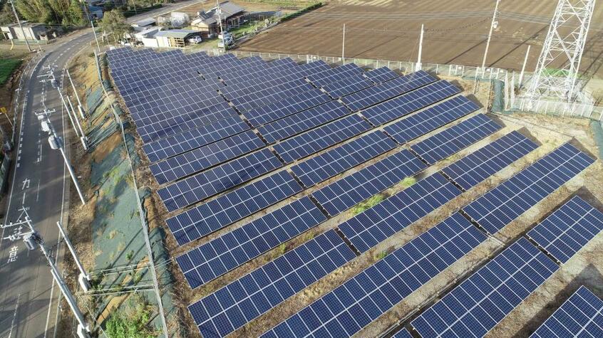 事業用太陽光発電 (撮影/桐島瞬)