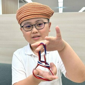 小学生“あやとり名人”が編集部に遊びにきてくれました【編集部blog】