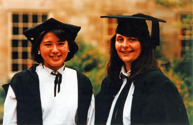 雅子さまは外務省入省後、在外研修のために渡英し、オックスフォード大学べーリオールカレッジに入学した／１９８８年１０月撮影（写真：宮内庁提供）