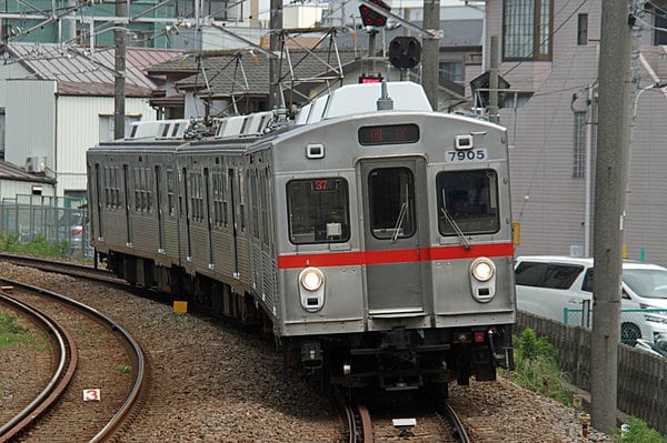 「電バス」は、東急電鉄が運営する乗物博物館