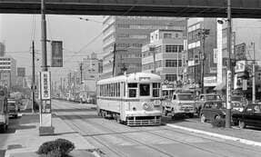 世界有数の電気街「秋葉原」の激変　54年前の都電が渋滞横目にスイスイ走れた理由