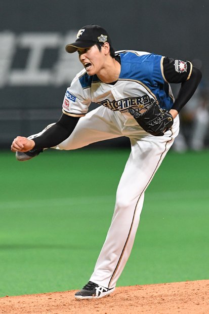 日本ハム時代は５年間で４２勝。２０１５年は最多勝利、最優秀防御率、最高勝率の３部門でトップとなった（ｃ）朝日新聞社