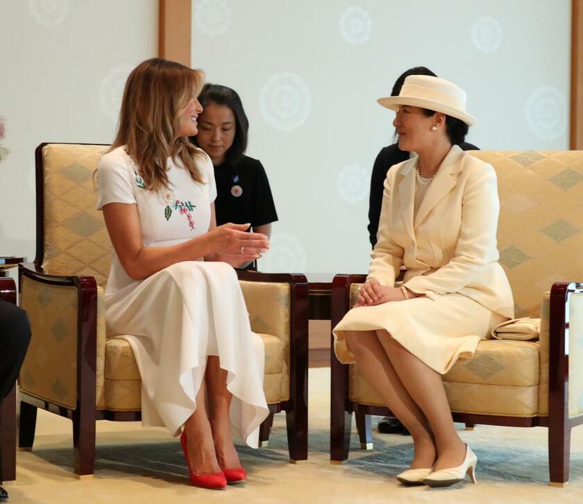 メラニア夫人と会見する雅子さま