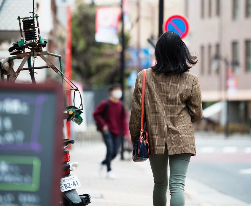 職場がアットホームな雰囲気であることは悪いことではない。けれど、距離感が近くなりすぎた結果、セクハラや深刻な性被害に至るケースは後を絶たない(写真:写真映像部)