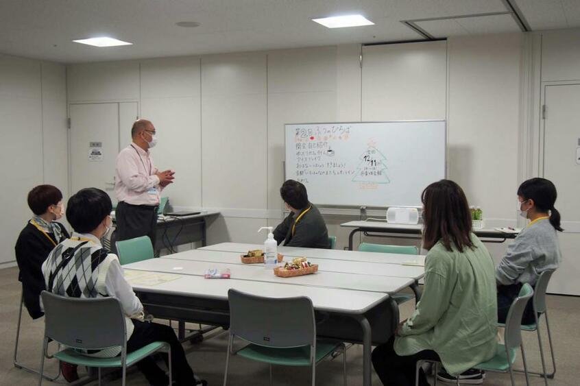 ヤングケアラーの交流と情報交換の場「ふうのひろば」の風景(神戸市提供)
