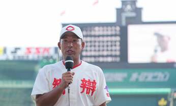 夏の甲子園「出場校監督」たちのすごいキャリア 元プロ選手、高校時代全国制覇、進学校出身者も