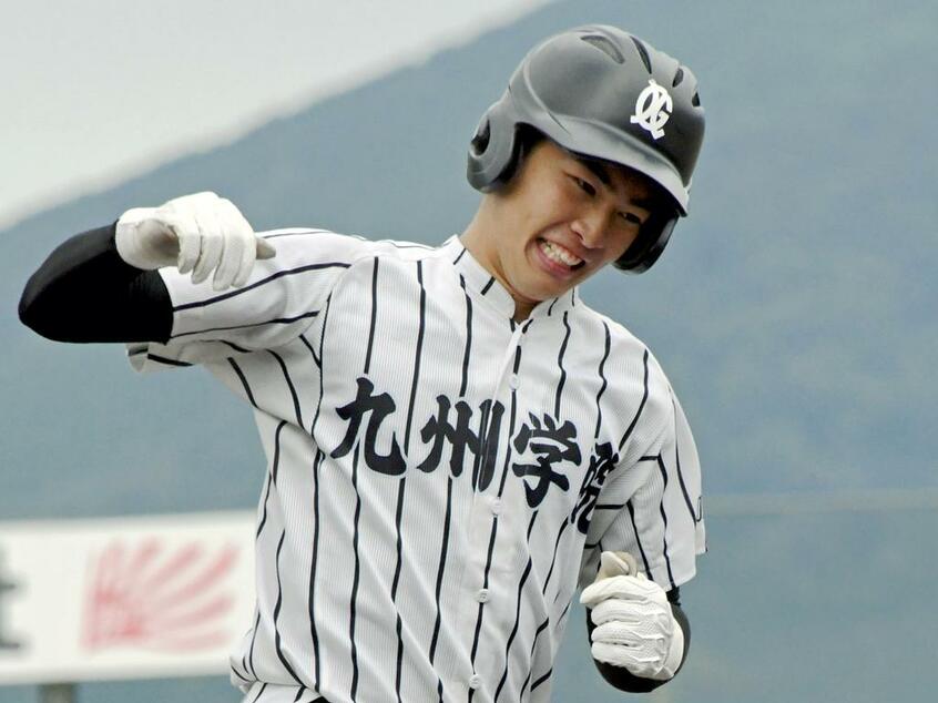 西武から4位指名を受けた川野涼多(C)朝日新聞社
