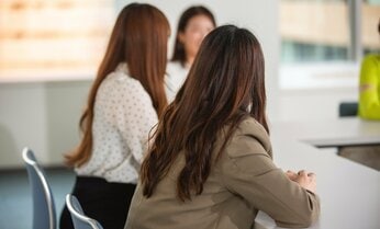 「これからも選択肢として女子校はあっていい」 4人の“女子校育ち”が語る人格形成に与える影響とは