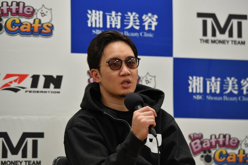 引退を示唆している格闘家の朝倉未来