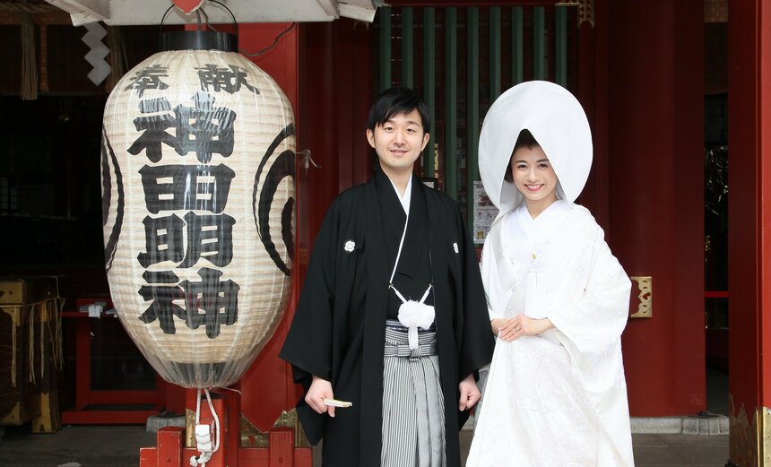 清水さん・松尾さんの結婚式の記念写真（提供）