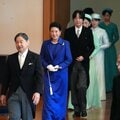 【2025年上半期ランキング 皇室編9位】「講書始の儀」の雅子さま「愛子も一緒に」と大きなテーブルに 厳粛な宮殿でも「クサくてシミだらけ奈良時代の制服」に思わずニコッ