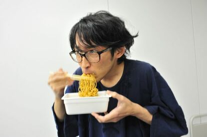 味は通常のペヤングにほんのりと納豆のフレーバーが加わった感じ。それほど納豆の主張は強くなく、苦手な人でも食べられるかもしれない