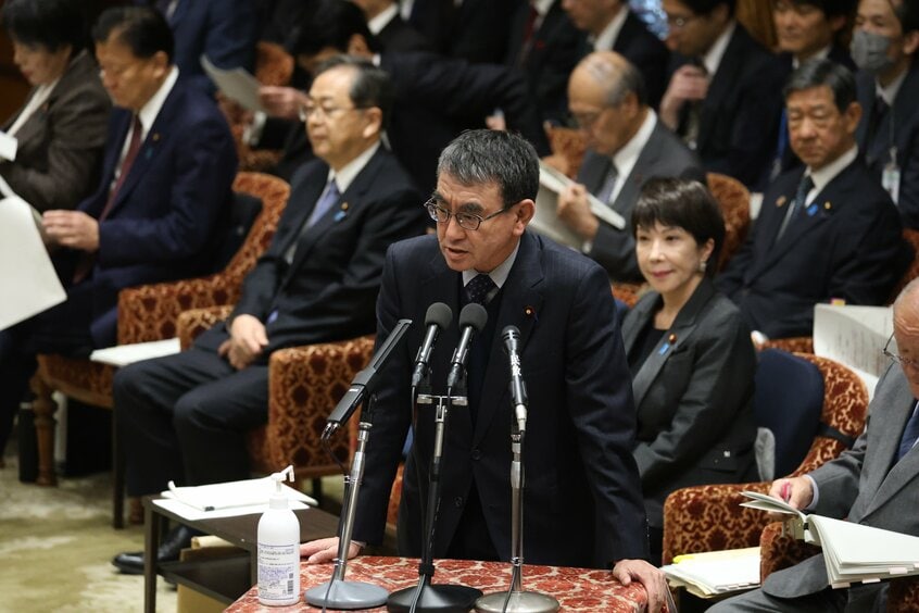 衆院予算委員会で、答弁する河野太郎デジタル相＝2024年2月6日