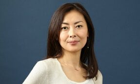 「中山美穂さん」パリで親交があったパティシエが語った「夜の街を歌いながら歩き」「辻さんと3人で飲んだ」日々