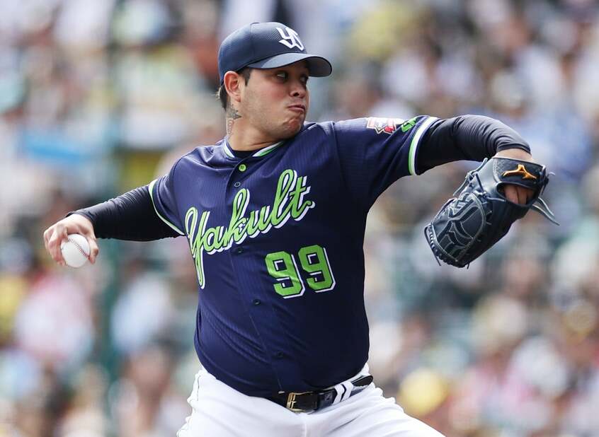 今季から楽天でプレーするヤフーレ※画像はヤクルト時代