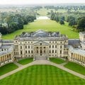 学費は年700万円超!それでもイギリス全寮制学校に「留学させたい」日本人親子が増えている理由