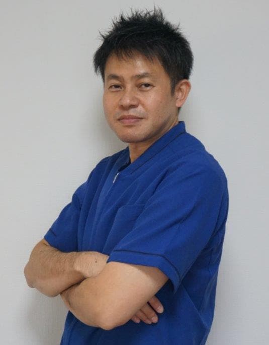 原田賢（Ken Harada）／1976年東京生まれ。うつ病を自力で克服し復職した経験と知識を元に「自律神経専門整体 元気になる整体院」を開院