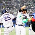 ヤクルト、“優良助っ人”サンタナ&オスナと早期の契約延長 球団の判断に“賛辞の声”集まるワケ