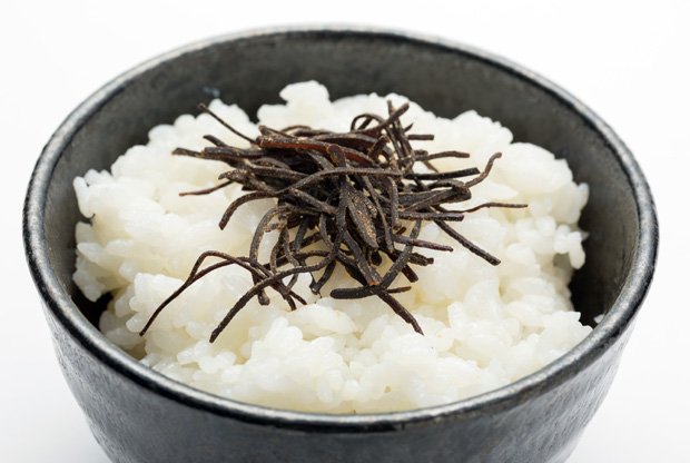 花錦戸の「まつのはこんぶ」は、山椒入りの細切り昆布。お酒のおつまみや、贈答品としても重宝しそうだ。(撮影/写真部・小黒冴夏)
<br />
