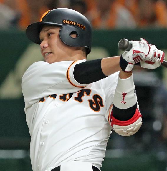 巨人・坂本勇人　（ｃ）朝日新聞社